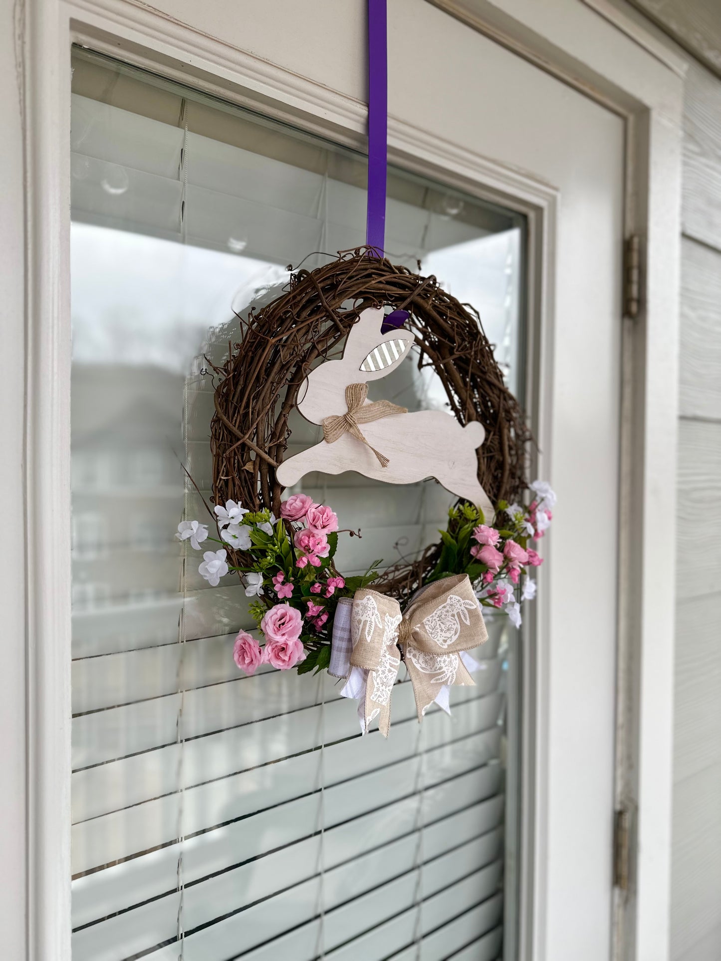 Hopping Along Grapevine Wreath
